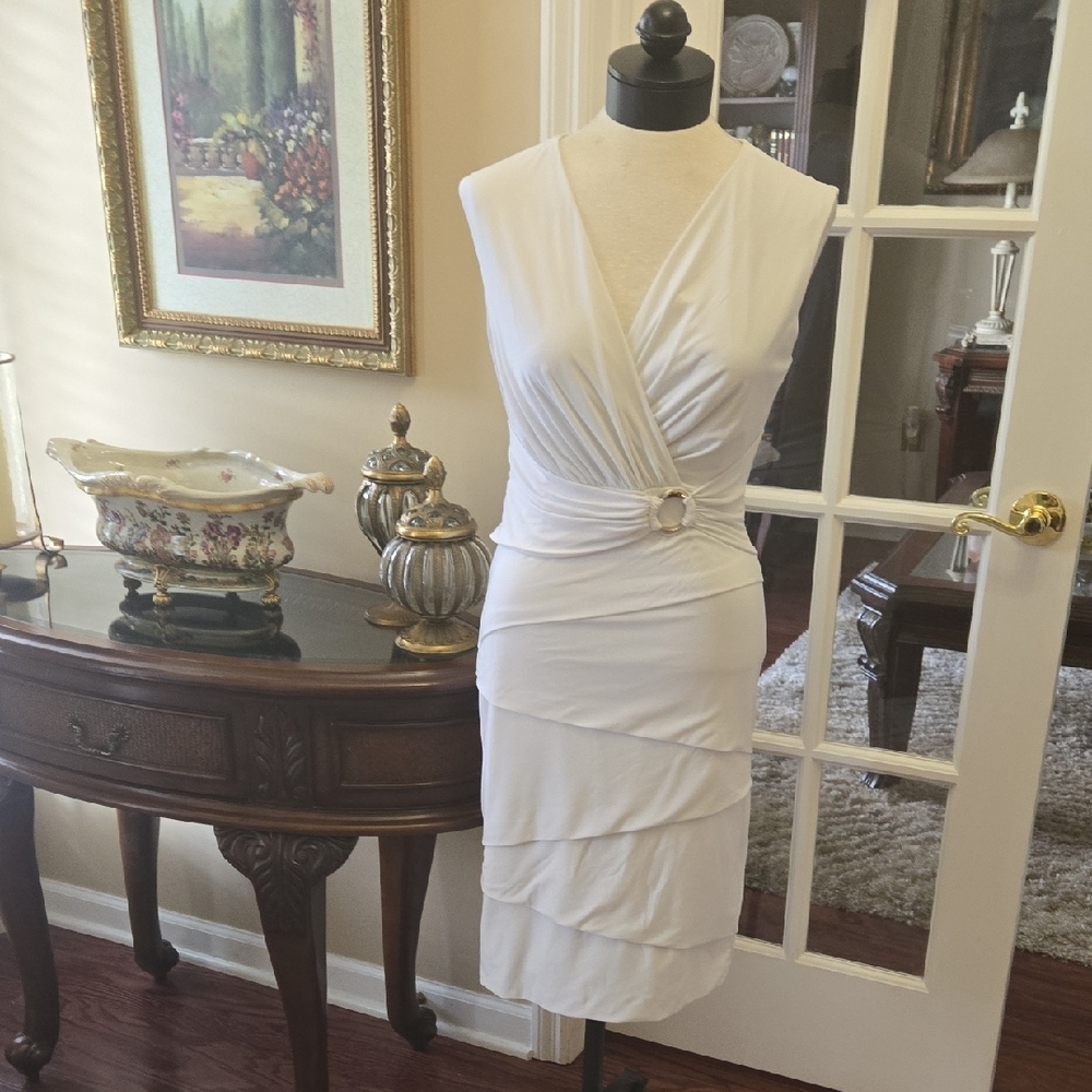 White House Black Market Chic White Layered Midi Dress Instantly Slimming 10 EUC